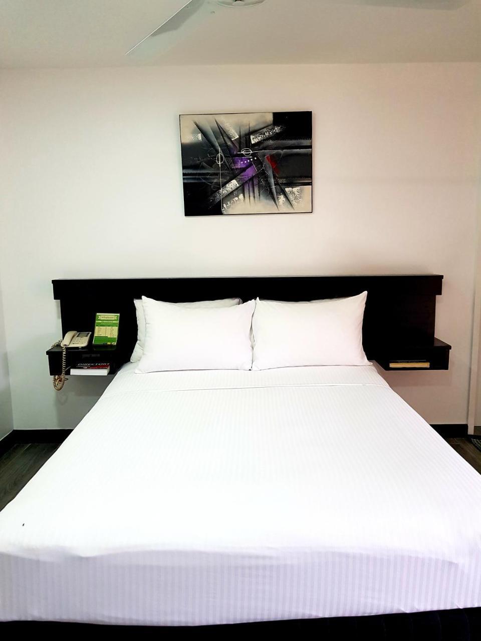 The Shady Rest Hotel Порт Морсби Екстериор снимка